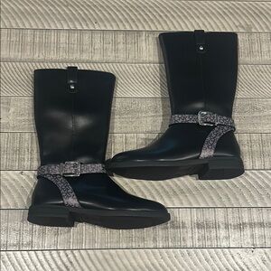 Dkny Black Boots Sleek Minimalist Design